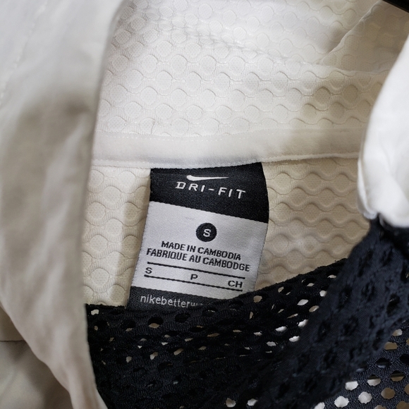 Nike Women’s White Half Zip Pullover Jacket Sweater Small - Picture 9 of 10